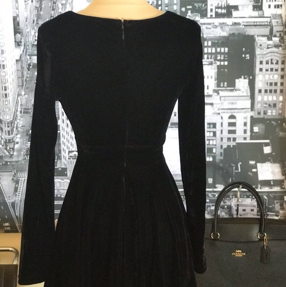 Velvet Black Mini Dress - Picture 4 of 6